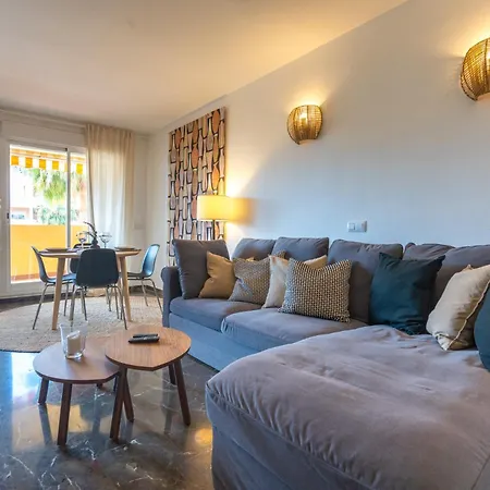 2 Bedrooms With Pool, Terrace And Balcony Apartamento Fuengirola
