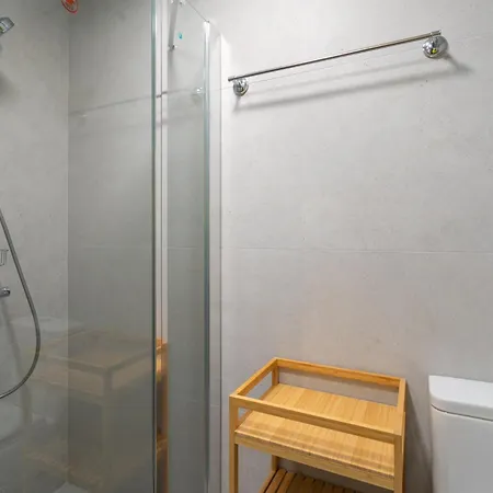 2 Bedrooms With Pool, Terrace And Balcony Apartamento *